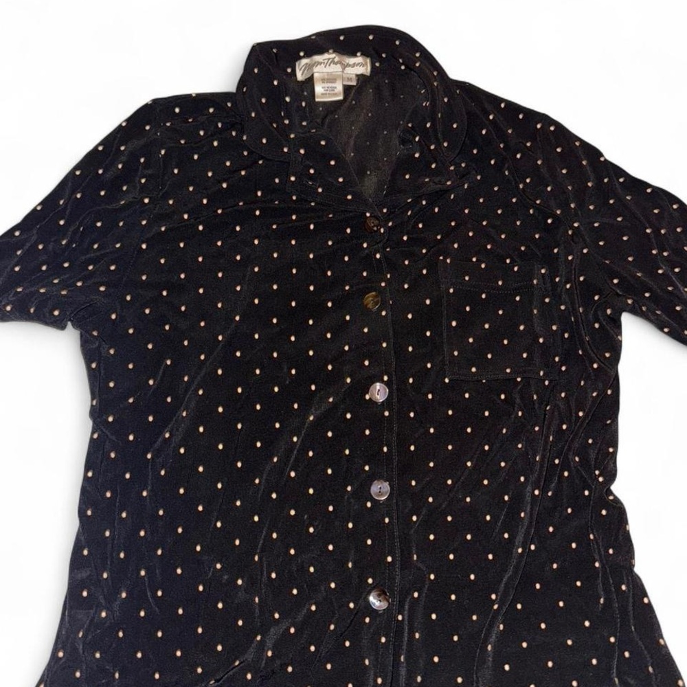 Norm Thompson vintage b&w polka dot short sleeve blouse